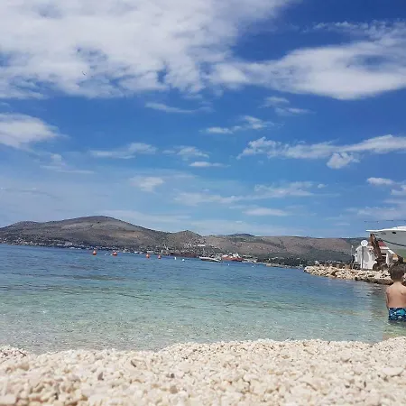 Anita Trogir